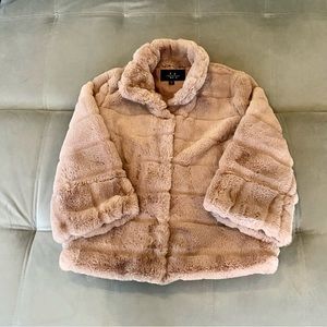 Coalition LA Luxurious Faux Fur Coat (small)